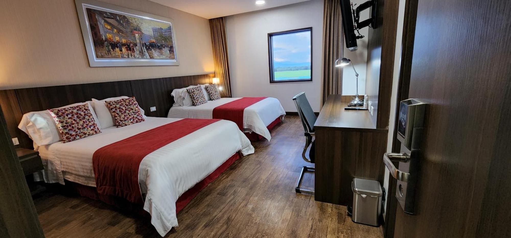 Hotel Royal Elim International Кали Екстериор снимка