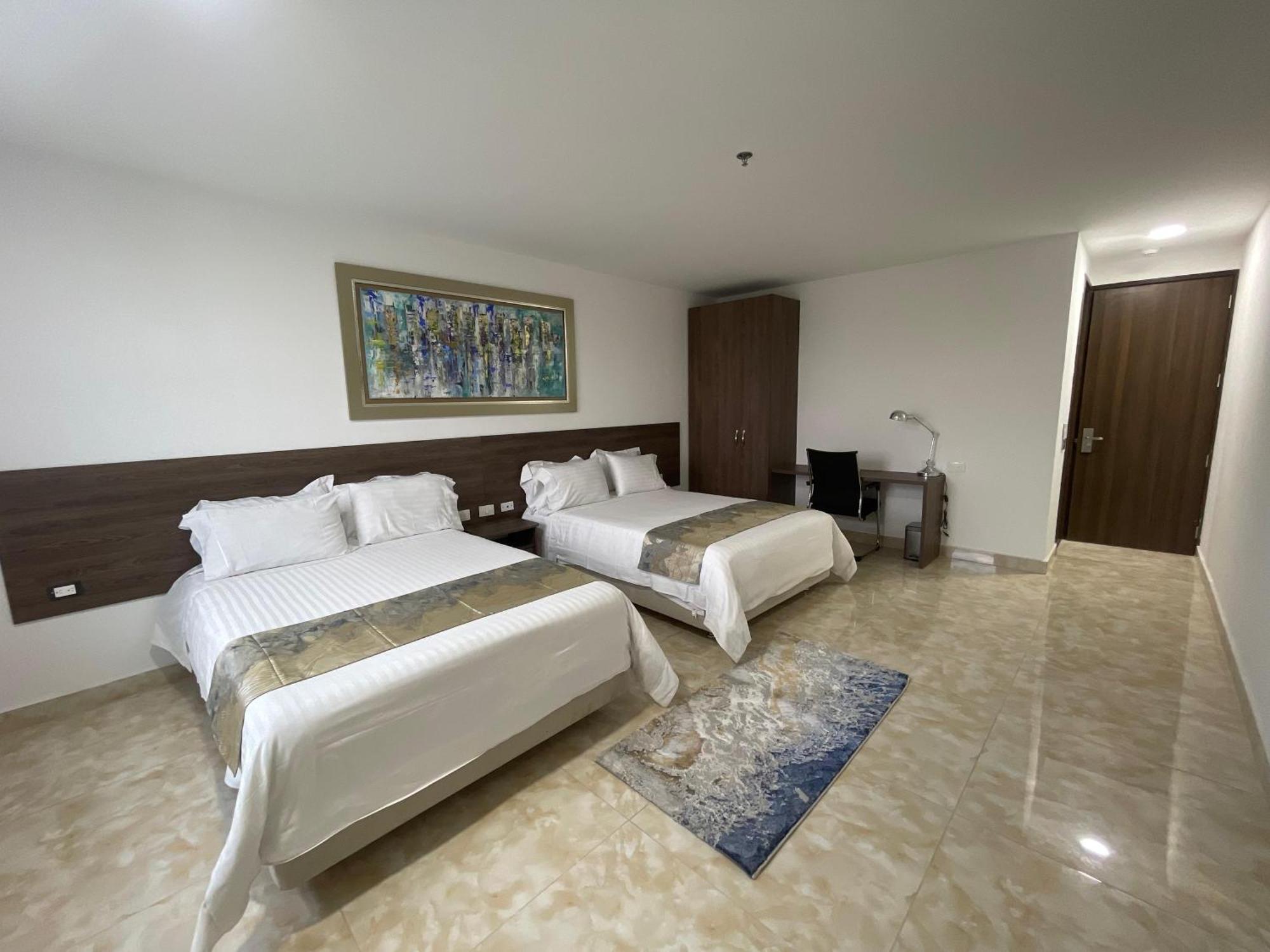 Hotel Royal Elim International Кали Екстериор снимка